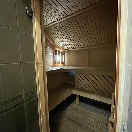 люкс Fortuna Hostel *